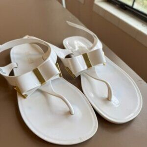 Michael Kors Kayden white jelly bow thong sandal